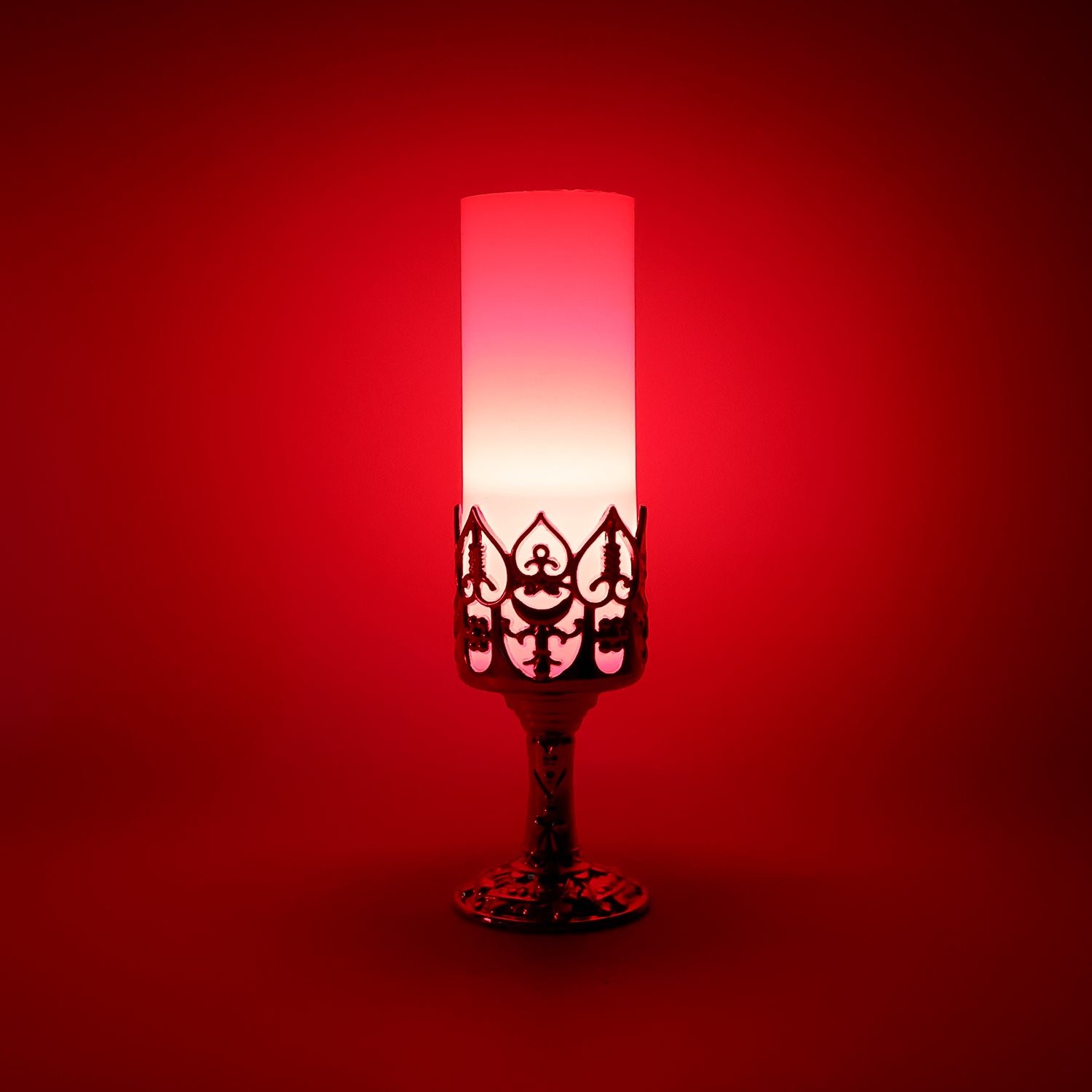Elegant Golden Stand Elegant Golden Stand